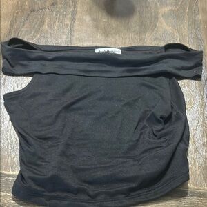 Charlotte Russe Black Asymmetrical Sleeveless Crop Top